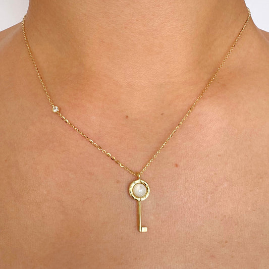 Golden Glow Pendant